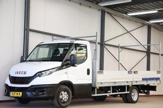 Iveco Daily 35C18H 3.0 AUTOMAAT TREKHAAK OPEN LAADBAK