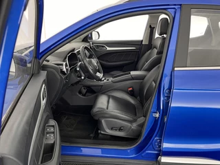 MG ZS EV MG ZS EV MG Luxury 45 kWh (INCL-BTW) *PANO | FULL-LEATHER | CCS-FASTLOADER | KEYLESS | NAVI-FULLMAP | ADAPTIVE-CRUISE | CAMERA | HEATED-SPORT-SEATS | CARPLAY | BLINDSPOT | DAB | LANE-ASSIST | 17