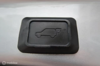 Toyota RAV4 Toyota RAV4 2.5 Hybrid Active Bi-Tone Pano Navi Carplay - afbeelding nr 30
