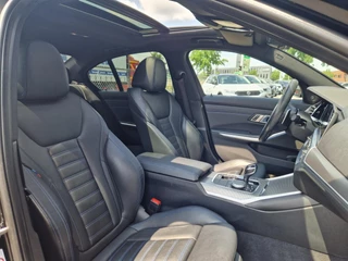 BMW 3 Serie BMW 3-serie 330e M Sport /Laser /Schuifdak /Deal ond /Nap /Garantie - afbeelding nr 10