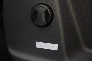 Volkswagen Touran Volkswagen TOURAN 1.5 TSI R Line 7 Persoons / AUT / ACC / Navi / Camera / Open Panoramadak / Led / Pdc / Trekhaak / 17 Inch - afbeelding nr 11