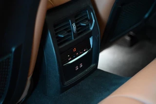 BMW 3 Serie BMW 3-serie Touring 320i High Executive Edition - Adaptive Cruise Control - Memory - Panoramadak - El. Trekhaak - Dashboard Leder - afbeelding nr 25