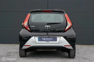 Toyota Aygo Toyota Aygo 1.0 VVT-i X-play Airco Apple/Android Camera Tof! - afbeelding nr 6