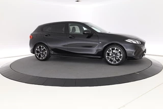 BMW 1 Serie BMW 1-serie 120 M Sport Pakket | (short)lease v.a. €675 ex! - afbeelding nr 14