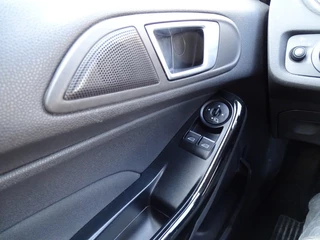 Ford Fiesta Ford Fiesta 1.0 ECOB. TITANIUM X-Clima-Navi-Cruise-Blth-Aux/usb - afbeelding nr 10