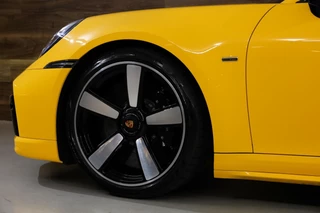 Porsche 911 Porsche 992 3.8 Sport Classic|Heritage|Burmester|PCCB|Exhaust|Lift| - afbeelding nr 25