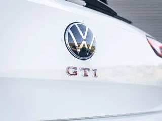Volkswagen Polo Volkswagen Polo 2.0 TSI GTI Pano Beats Navi Cruise Camera VOL! - afbeelding nr 13