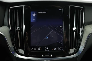 Volvo V60 Volvo V60 2.0 T6 Recharge AWD Inscription | Trekhaak |  Stoel & stuurverwarming | Leder | Camera | Adaptive cruise | Carplay | Memory - afbeelding nr 11