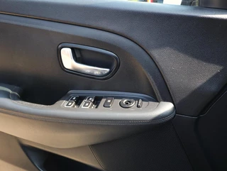 Kia Carens Kia Carens 1.6 GDi ComfortLine (Vol-Opties!) 1e eigenaar - afbeelding nr 11