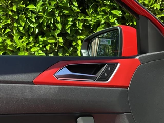 Volkswagen Polo Volkswagen Polo 2.0 TSI GTI, NIEUW MODEL, NAVI, AIRCO, CARPLAY, STOELVERWARMING, PARKEERSENSOREN VOOR/ACHTER, LICHTMETAAL 17