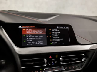 BMW 1 Serie Automaat (VIRTUAL COCKPIT, APPLE CARPLAY, GROOT NAVI, STUUR/STOELVERWARMING, ADAPTIVE CRUISE, LEDER, CAMERA, SPORTSTOELEN, DAB+, GETINT GLAS, NIEUWSTAAT) - afbeelding nr 25