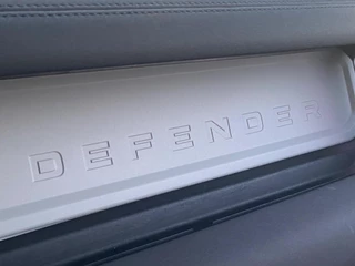 Land Rover Defender Land Rover Defender 110 P400E LEDER/LUCHTVERING/360CAMERA/CARPLAY - afbeelding nr 21