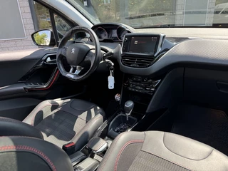 Peugeot 2008 Peugeot 2008 1.2 PureTech Gt-Line Automaat Pano Leer - afbeelding nr 2