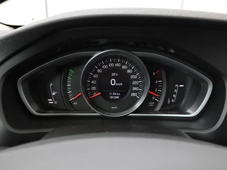 Volvo V40 Volvo V40 2.0 D2 Momentum | Automaat | Full LED |  Harman/Kardon | Trekhaak | Navigatie | Climate control | Cruise control | Parkeerhulp - afbeelding nr 14