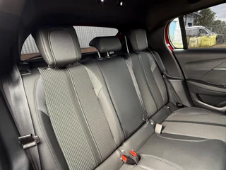 Peugeot 208 Peugeot 208 1.2 PureTech GT-Line 130pk Automaat - Rouge Elixer - Carplay/3D Dash/LED pakket - afbeelding nr 22