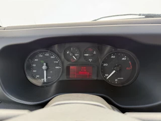 Iveco Daily L2H2 Luchtvering Trekhaak Cruise Control Climate Control Lucht Geveerde Bestuurdersstoel - afbeelding nr 25