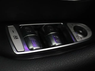 Mercedes-Benz E-Klasse Mercedes-Benz E-klasse 300de 4Matic AMG Night | Panoramadak | Trekhaak |  Stoelverwarming | 360 camera | Adaptive cruise | Leder/Alcantara | Burmeseter | Matrix LED | Navigatie - afbeelding nr 39