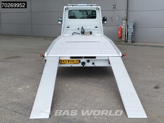 Iveco Daily Iveco Daily 35C18 3.0L Automaat Luchtvering Autotransporter 2025model LED Lier Zwaailamp Oprijwagen Cartransporter Trekhaak Cruise control - afbeelding nr 8