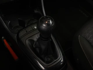 Kia Picanto Kia Picanto 1.0 CVVT ComfortPlusLine BLACK EDITION (APPLECARPLAY,NAVI,LED,CAMERA,SPORTSTOELEN,LM VELGEN,ELECTRISCH PAKKET,PDC) - afbeelding nr 18