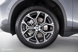 BMW X1 BMW X1 sDrive20i 192PK VDL Nedcar Edition led|leer|hud|cam|dab|lmv18 - afbeelding nr 24