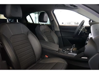 Alfa Romeo Stelvio Alfa Romeo Stelvio 2.0 T AWD Super | schakel flippers | | Carplay | - afbeelding nr 14