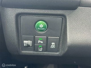 Honda HR-V Honda HR-V 1.5 i-VTEC Elegance Hoge instap , naviagtie , Bluetooth , trekhaak , Electr Ramen , Deur vergrendeling met Afstand - afbeelding nr 19