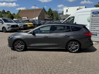 Ford Focus Ford Focus Wagon 2.3 EcoBoost ST-3 278pk | Adaptieve cruise control | Adaptieve LED |  Trekhaak | Winter Pack | Bang&Olufsen | Elektrische achterklep | Head up Display - afbeelding nr 6