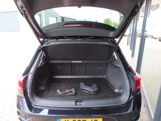 Volkswagen T-Roc Volkswagen T-Roc 1.5 TSI DSG Style Bns Ecc Nav Pano Led Trekhaak 2021 - afbeelding nr 7