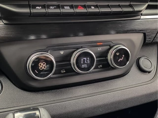 Renault Trafic Renault Trafic 2.0 BluedCi 170PK Automaat Extra Bestelwagen | BPM VRIJ! | BIJRIJDERSSTOEL | LED KOPLAMPEN | KEYLESS | CAMERA | CRUISE | - afbeelding nr 15