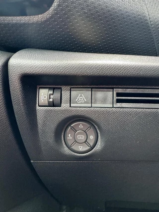 Citroën C4 Citroen C4 1.2 PureTech Feel Edition|Distributie vervangen|ACC|Camera Navi|Applecarplay/android auto - afbeelding nr 28