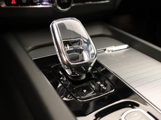 Volvo XC60 Volvo XC60 T6 PLUG-IN HYBRID PLUS BLACK EDITION HEICO STYLING 22INCH SCHUIF - afbeelding nr 21