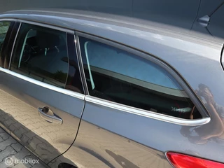 Ford Focus Ford Focus Wagon 125 PK H6 Chroom Trekhaak Lichtmetalen Velgen Parkeersensor - afbeelding nr 33