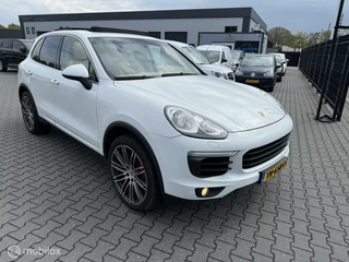 Porsche Cayenne Porsche Cayenne 3.0 D - afbeelding nr 2