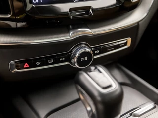 Volvo XC60 255Pk Automaat (PANORAMADAK, APPLE CARPLAY, MEMORY SEATS, LEDER, CAMERA, ADAPTIVE CRUISE, STOELVERWARMING, KEYLESS, NIEUWE APK, NIEUWSTAAT) - afbeelding nr 28