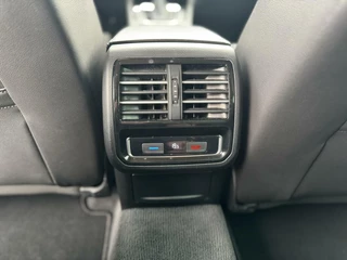 Volkswagen Passat Volkswagen Passat Variant 1.4 TSI GTE Highline|218PK|Ergo| - afbeelding nr 16