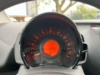 Citroën C1 Citroen C1 1.0 VTi Feel 5 Deurs Limit Cruise Airco - afbeelding nr 9