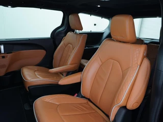 Chrysler Pacifica Chrysler Pacifica 3.6 V6 Hybrid 7 PERSOONS | ZEER LUXE UITGERUST | PANO | 360 CAMERA | LEDER+ STOELVENTILATIE+STOELVERWARMING - afbeelding nr 26