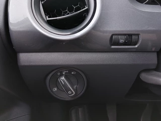 SEAT Mii SEAT Mii 1.0 60pk Sport Intense 5-Deurs | Origineel NL | Airco | Cruise | Bluetooth Carkit+Streaming | Elek.Ramen+Spiegels | Licht+Regensensor | Pdc | Mistlampen | Privacy Glass | 15''lm - afbeelding nr 19