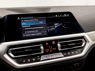 BMW 3 Serie BMW 3 Serie Touring 330e xDrive M Sport 293Pk Automaat (PANORAMADAK, M PAKKET, LASER KOPLAMPEN, MEMORY SEATS, HEAD-UP DISPLAY, HARMAN/KARDON, 360 CAMERA, ADAPTIVE CRUISE, APPLE CARPLAY, NIEUWE APK, NIEUWSTAAT) - afbeelding nr 34