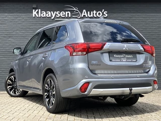 Mitsubishi Outlander Mitsubishi Outlander 2.0 PHEV Instyle+ 203 pk 4WD AUT. | 1e eigenaar | dealer onderhouden | navigatie | trekhaak | leder interieur - afbeelding nr 7