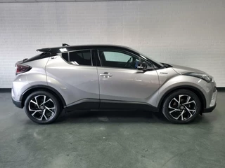 Toyota C-HR Toyota C-HR 1.8 Hybrid Bi-Tone Plus / JBL / Trekhaak - afbeelding nr 2