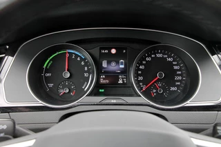 Volkswagen Passat - afbeelding nr 15
