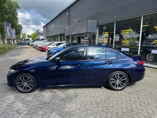 BMW 3 Serie BMW 3 Serie 318i Executive Edition Sport line PANO/LED/HARMAN KARDON - afbeelding nr 2