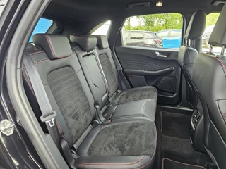 Ford Kuga Ford Kuga 2.5 PHEV ST-Line X 225pk | Driver Assistance Pack | Winterpack | SYNC 3 Navigatie | Elek. Achterklep - afbeelding nr 10