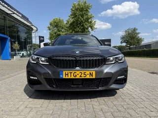 BMW 3 Serie BMW 3 Serie Touring 330e xDrive M-Sport | Pilot assist | Pano | H&K | Laser | Leer | - afbeelding nr 5
