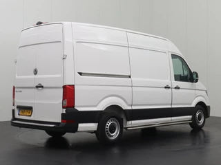 Volkswagen Crafter Volkswagen Crafter 2.0TDI 140PK DSG Automaat L3H3 | Kastinrichting | Navigatie | Camera | Airco | Cruise - afbeelding nr 2