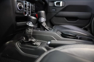 Jeep Wrangler Jeep WRANGLER UNLIMITED 4xe 380 Sahara / Sky-One Touch / 360 Camera / Leder / Navi / Ecc / Elek Pakket / Led / Pdc / 18 Inch - afbeelding nr 12