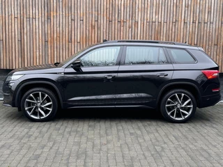 Škoda Kodiaq Skoda Kodiaq 1.5 TSI Sportline Automaat | Panoramadak | LED | Groot navigatiescherm | 20 inch lichtmetalen velgen | Stoelverwarming voor en achter | Trekhaak uitklapbaar | Adaptieve cruise control | Parkeersensoren voor en achter - afbeelding nr 65