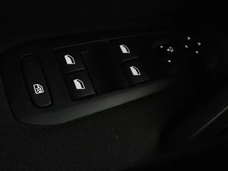 Peugeot 308 Peugeot 308 1.5 BlueHDi Executive | 1e eigenaar |  Panoramadak | Carplay | Climate control | Navigatie | Parkeerhulp | Cruise control - afbeelding nr 27