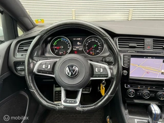 Volkswagen Golf Volkswagen Golf 1.4 TSI GTE - afbeelding nr 11